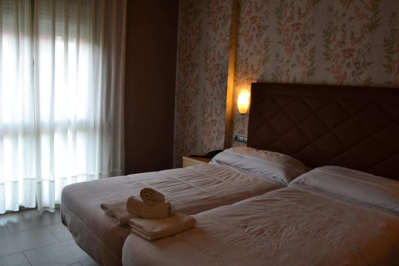 Apartamentos Spa Cueto Onís Eksteriør billede