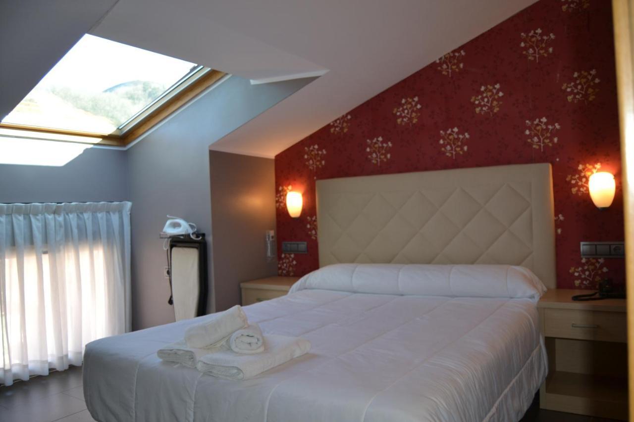 Apartamentos Spa Cueto Onís Eksteriør billede