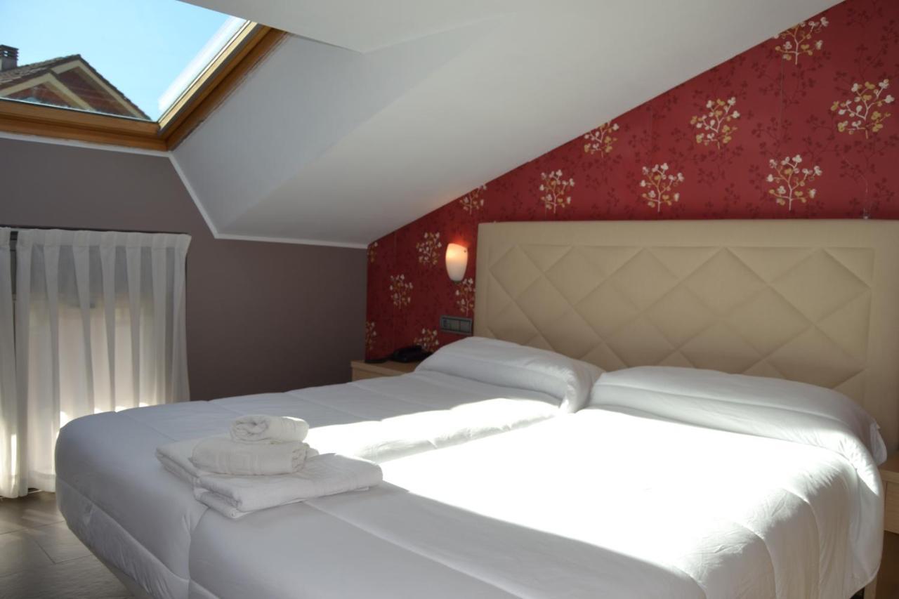 Apartamentos Spa Cueto Onís Eksteriør billede