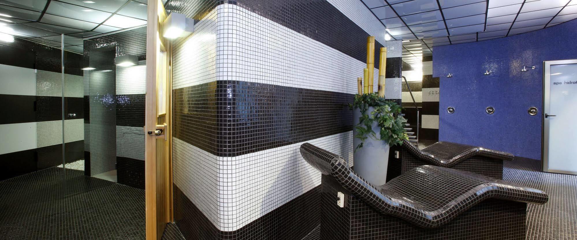 Apartamentos Spa Cueto Onís Eksteriør billede